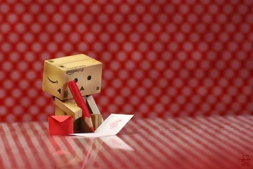 Victorian Secrets: Danbo, esa adorable cajita de cartón Victorian Secrets: Danbo, esa adorable cajita de cartón