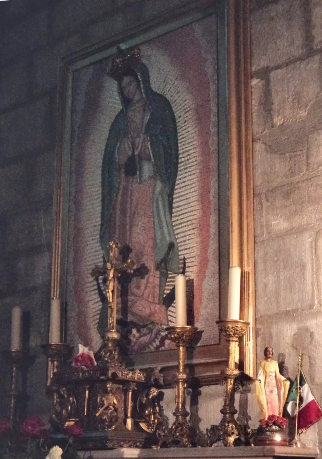 ... de La Vida: Capilla de la Virgen de Guadalupe en Notre Dame de París ... de La Vida: Capilla de la Virgen de Guadalupe en Notre Dame de París