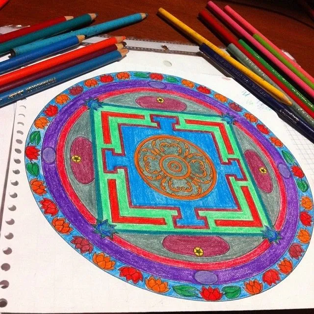 Cosas de la vida cotiDiana | Dibujando un rato #mandala #relax ...