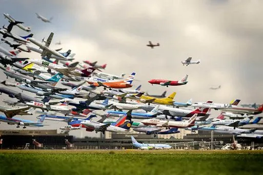 Video-composición de aviones despegando en un mismo encuadre ... Video-composición de aviones despegando en un mismo encuadre ...