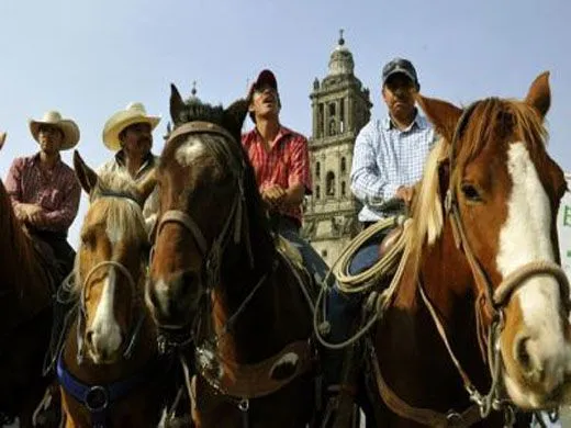VIDEO) Indignados del campo exigen al Gobierno de México apoyo ... VIDEO) Indignados del campo exigen al Gobierno de México apoyo ...