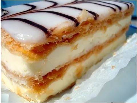 Milhojas de Nata y Crema Postre Napoleón Tarta Mille-Feuille - YouTube