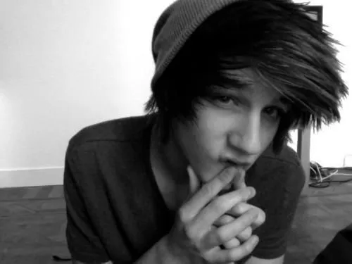 View topic - †ℌε ℒї√їηℊ Ðεα∂ (Semi-Lit Emo Romance RP ...