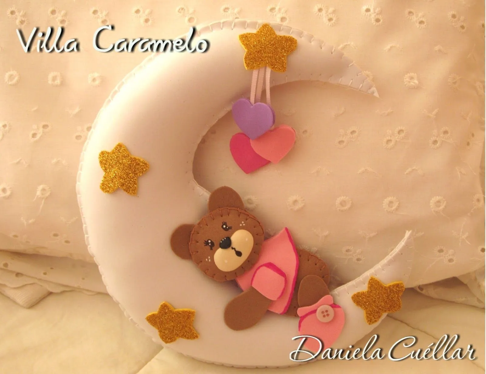 Villa Caramelo: Osita en la luna, para bebé Villa Caramelo: Osita en la luna, para bebé