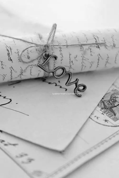 Villa Mara — “Todas las cartas de amor son ridículas…”,...