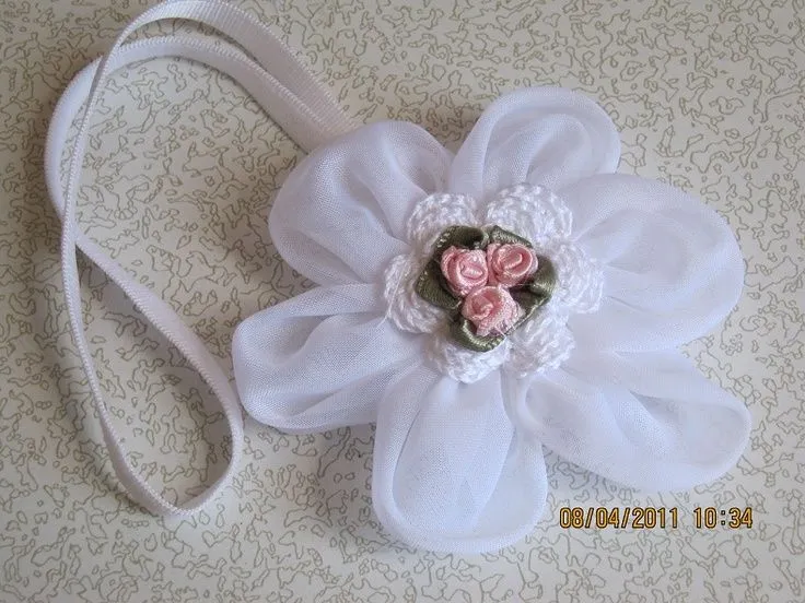 Vincha con flor de organza ideal para bautizos. | Accesorios niñas ... Vincha con flor de organza ideal para bautizos. | Accesorios niñas ...