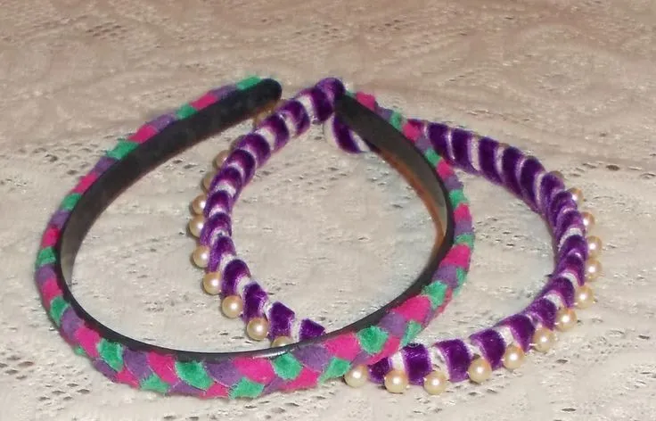 vinchas con trenzado de gamuza y forradas en encaje, con cintas y ...