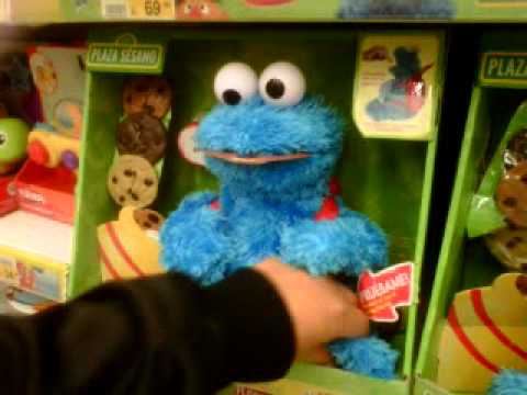 Violeta Jugando con Come Galletas y Elmo...!!!! - YouTube