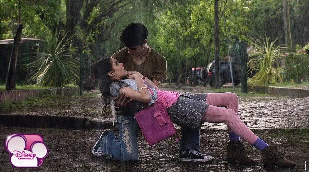 Todo sobre Violetta: agosto 2012