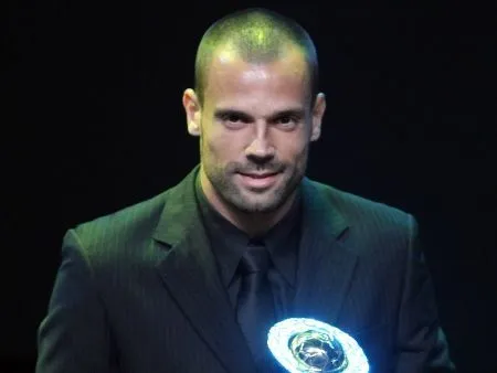 Virose tira Diego Cavalieri do Fluminense no clássico - Futebol - R7 Virose tira Diego Cavalieri do Fluminense no clássico - Futebol - R7