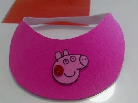 Visera Peppa Pig de goma eva muy fácil - YouTube Visera Peppa Pig de goma eva muy fácil - YouTube
