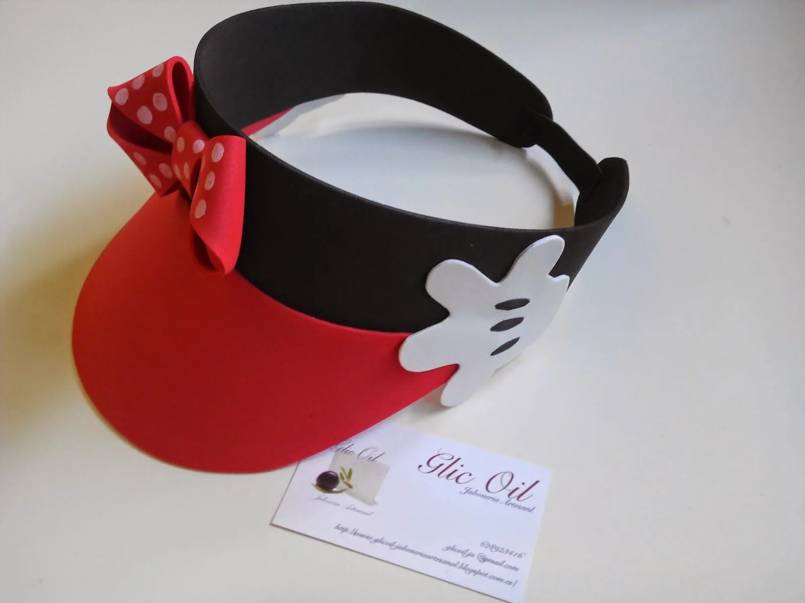 Viseras de foami de Mickey | Crazy hats, Mickey mouse bday, Mickey mouse party Viseras de foami de Mickey | Crazy hats, Mickey mouse bday, Mickey mouse party