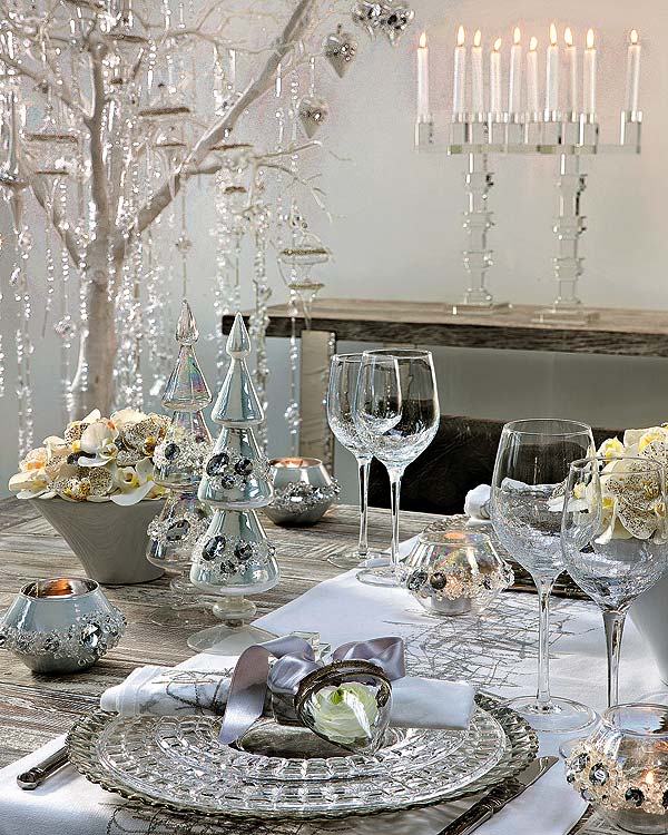 Viste la mesa de Navidad. El centro de la mesa. Viste la mesa de Navidad. El centro de la mesa.