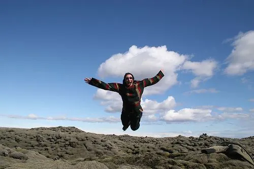 volando - asteromia - Gabito Grupos