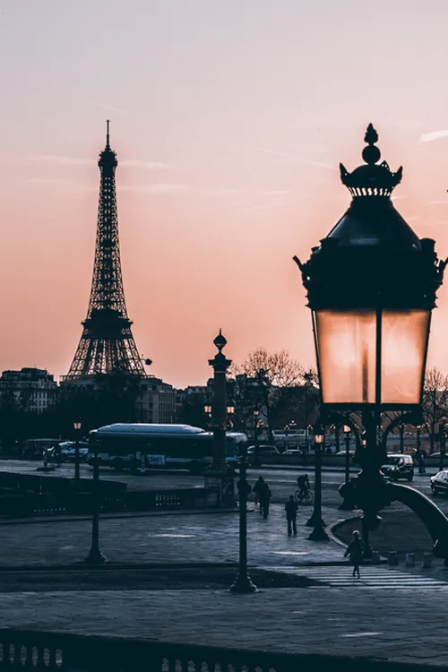 TENGO QUE VOLVER A NACER FOREVER