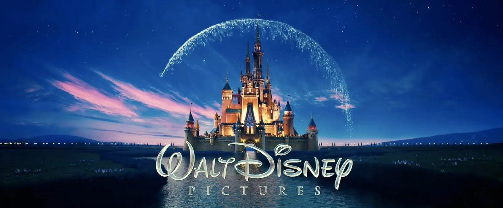 Wallpapers For > Disney Castle Logo Wallpaper Wallpapers For > Disney Castle Logo Wallpaper