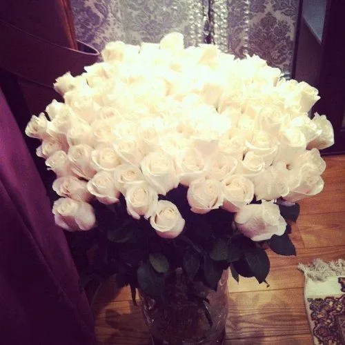 I want a boy to give me this many roses. Screw just a dozen ...