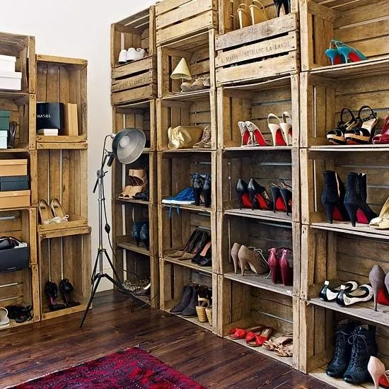 I want pretty: DECO - Cool shoe storage !
