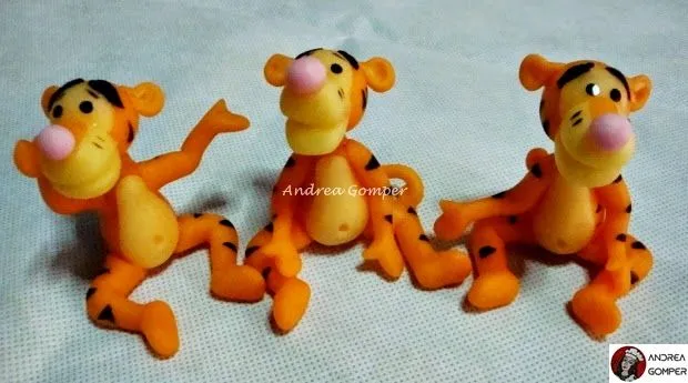 WINNIE THE POOH EN PORCELANA FRÍA | Andrea Gomper WINNIE THE POOH EN PORCELANA FRÍA | Andrea Gomper