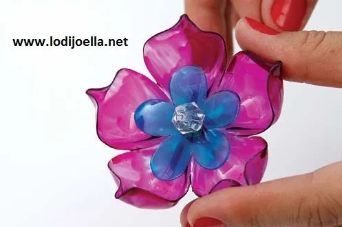 Flores con botellas Recicladas :