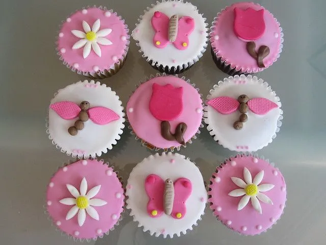 Cupcakes bautizo niña - Imagui