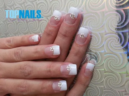 www.topnails.cl — Uñas Acrílicas Francesas Decoradas con Cristal de...