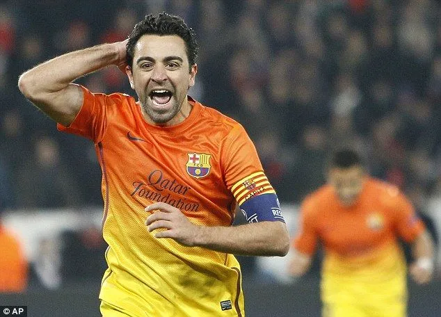 Xavi celebrando su gol de penalty
