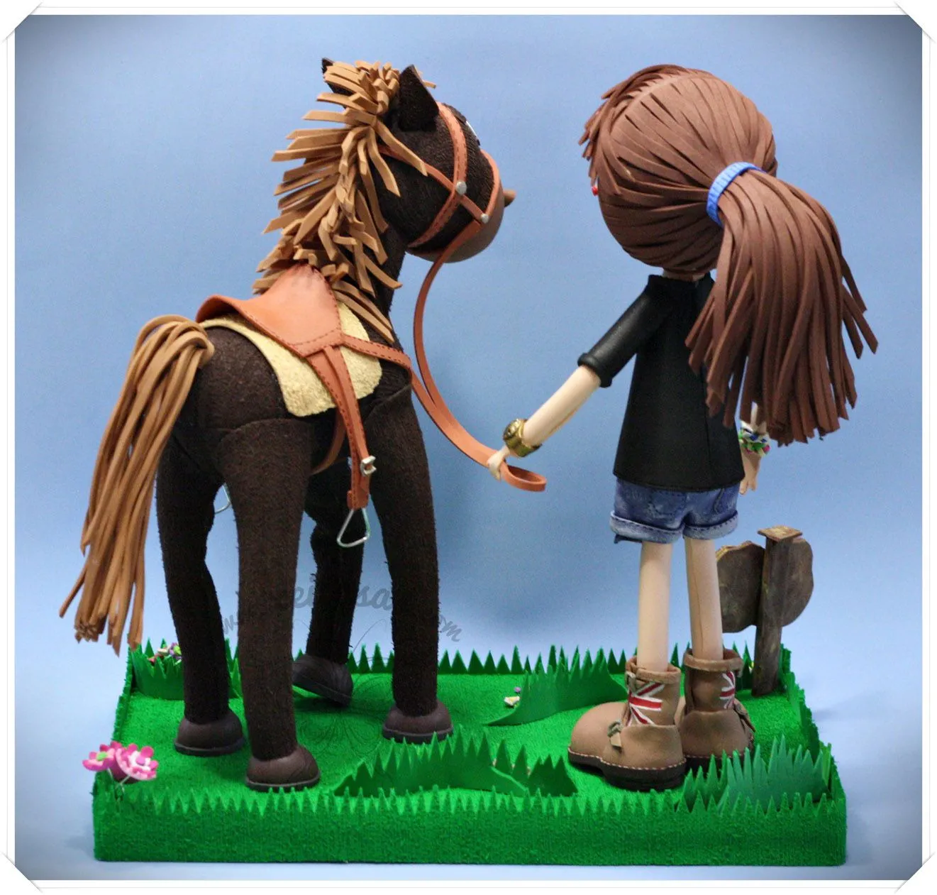 Xeitosas : Fofucha personalizada con caballo en goma eva Xeitosas : Fofucha personalizada con caballo en goma eva