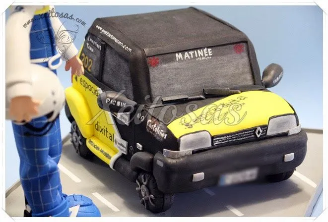 Xeitosas : Fofucho Piloto de Rallyes con coche en goma eva
