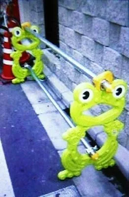 No son acaso demasiado tiernas estas ranitas? No son acaso demasiado tiernas estas ranitas?