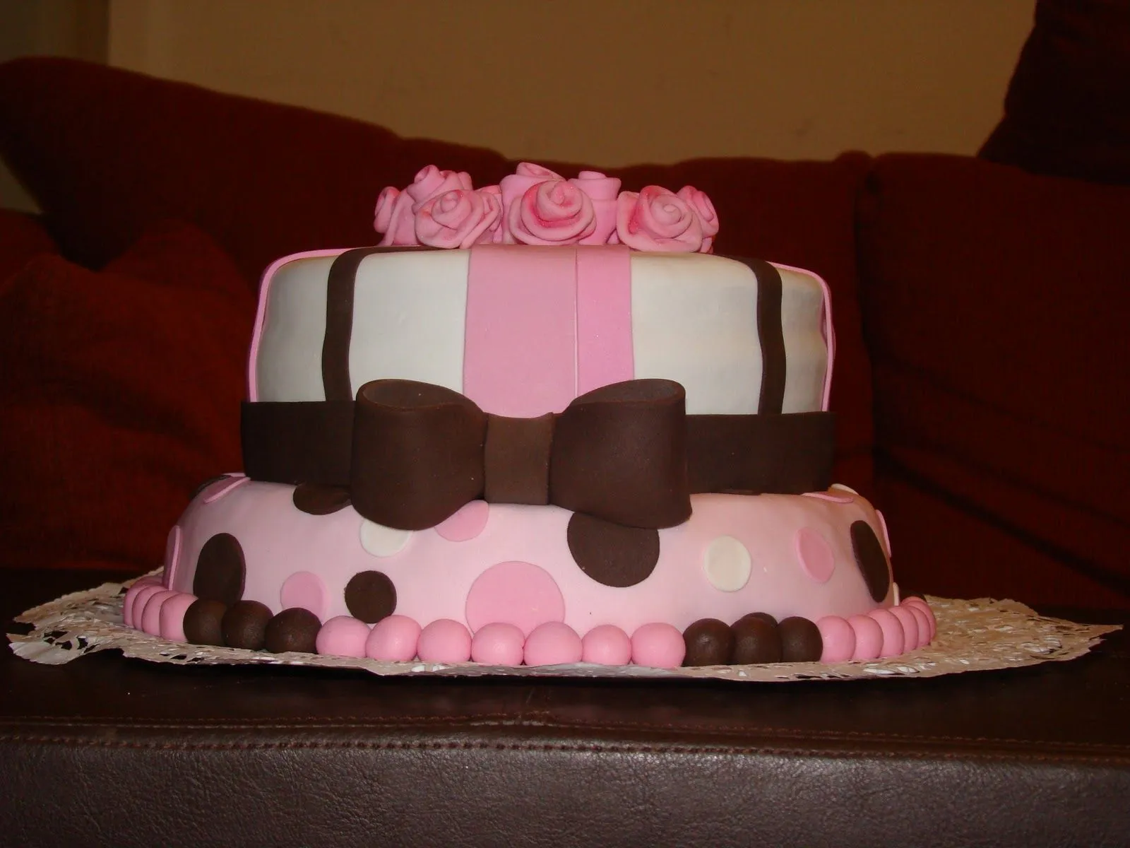 Yani Tortas: Torta Cumpleaños Moño