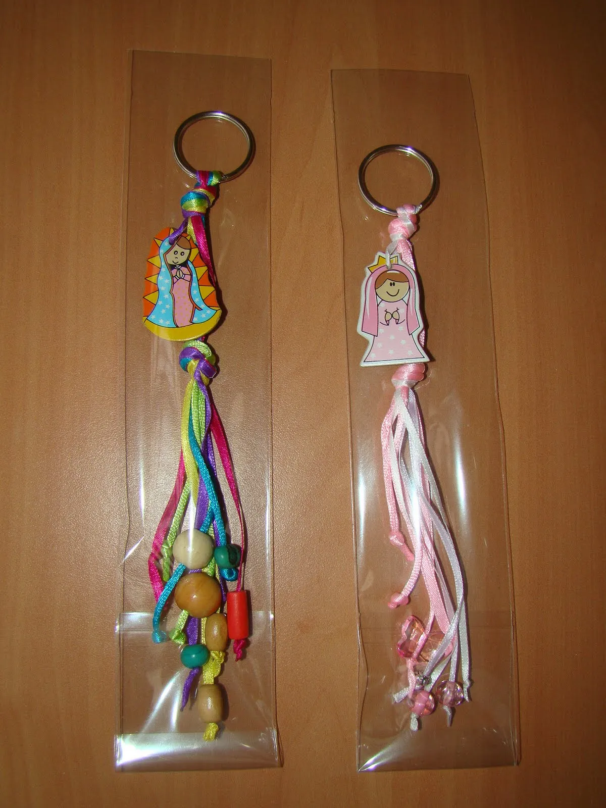 YAR Accesorios y Recuerdos: Útiles llaveros como recuerdo para tu ...