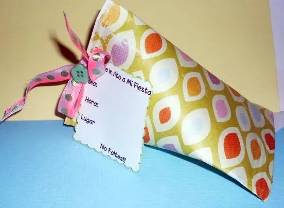 YIS Arte y Creatividad: TARJETAS DE INVITACIONES DIFERENTES