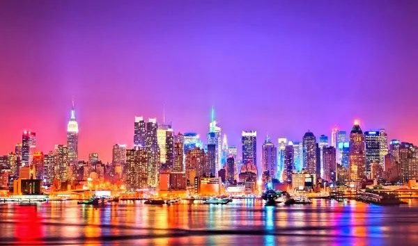 Nueva York de noche: la ciudad que nunca duermeNavartur Reyno de ... Nueva York de noche: la ciudad que nunca duermeNavartur Reyno de ...