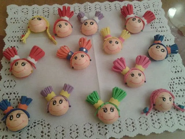 YOYLA ARTESANIA: Muñecas fofuchas