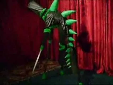 zancos cuadrupedo anfibius - YouTube