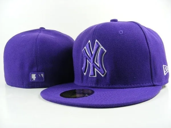 ZAPAS Y GORRAS