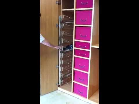 Zapatero lateral extraible para armario - YouTube Zapatero lateral extraible para armario - YouTube