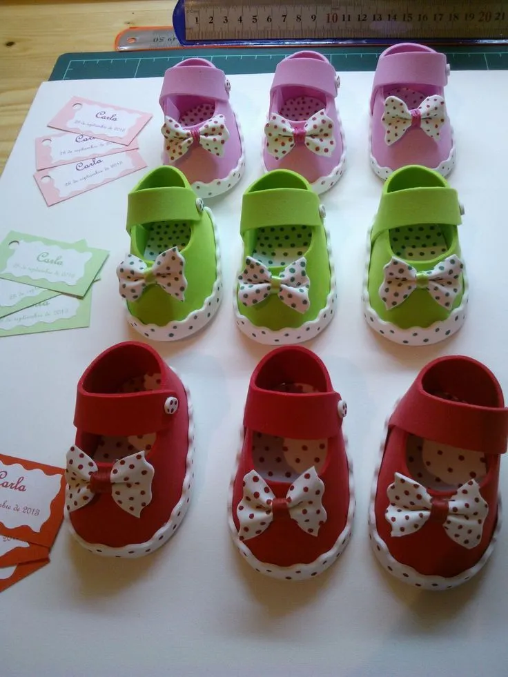 Zapatitos en goma eva foamy - Imagui