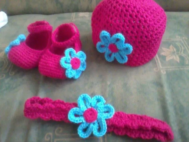 zapatitos-gorro-y-banda-para-bebe-tejidos | CROCHET BABYS ...