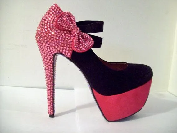 ZAPATOS DE TACÓN HELLO KITTY - TODO ZAPATOS ZAPATOS DE TACÓN HELLO KITTY - TODO ZAPATOS
