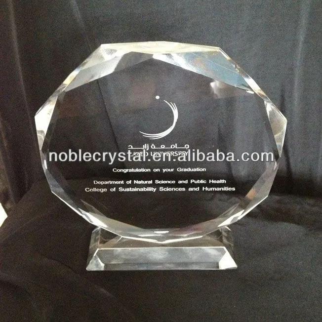 Zayed de graduación de la universidad premio Crystal recuerdo ...