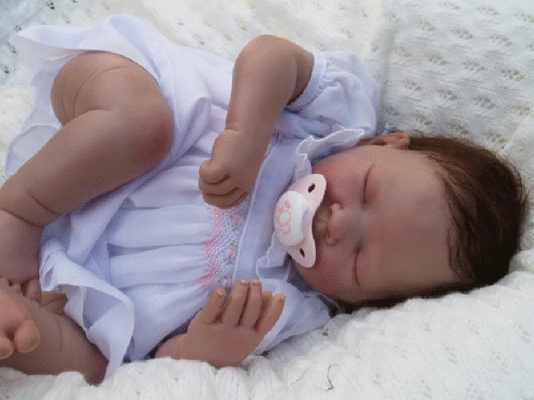 zerezas-curiosidadesvarias: Muñecas-parecen reales ( Muñecas reborn )