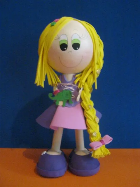 ZONA PURPURA: fofucha Fiesta Rapunzel 2012 Decoracion y ... ZONA PURPURA: fofucha Fiesta Rapunzel 2012 Decoracion y ...