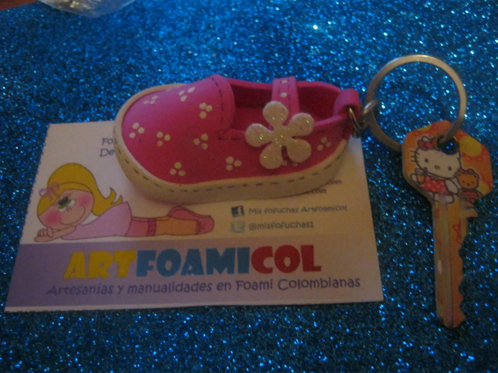 ZONA PURPURA: Nuevos Zapatos Fofuchos LLavero Navideño Foami Goma ...
