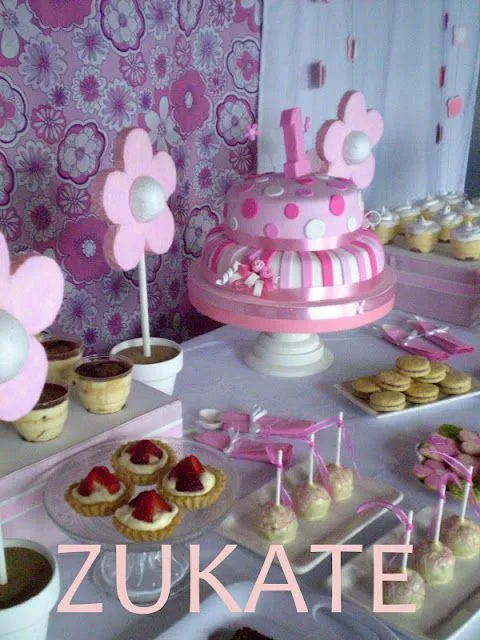 ZUKATE: MESA DULCE PRIMER AÑO Y BAUTISMO