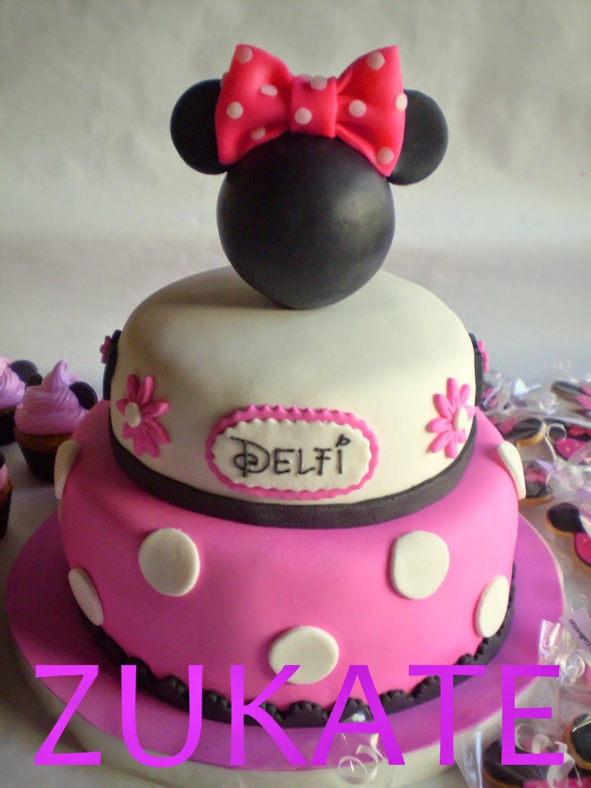 Torta Minnie fucsia - Imagui