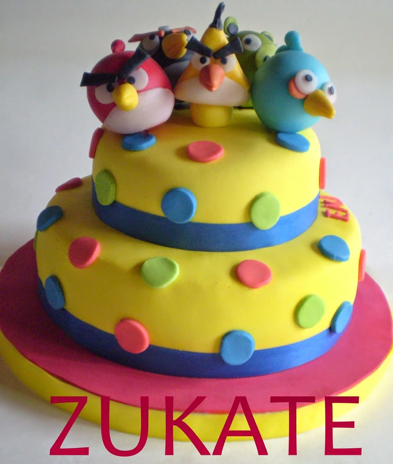 ZUKATE: TORTA ANGRY BIRDS PARA EMI