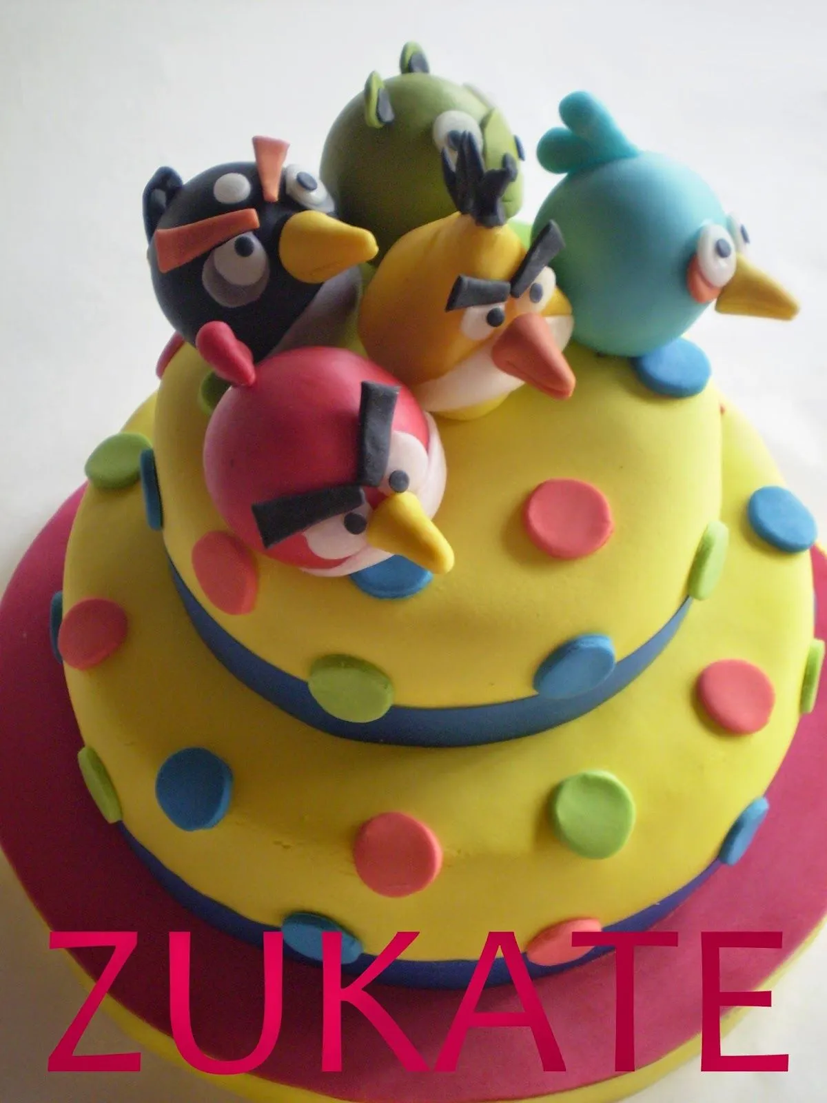 ZUKATE: TORTA ANGRY BIRDS PARA EMI