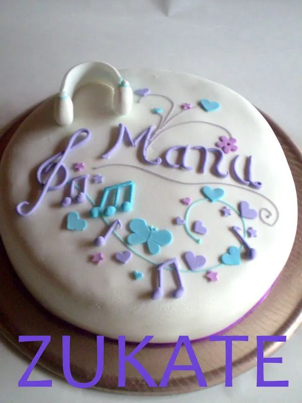 ZUKATE: TORTA PARA UNA FAN DE "